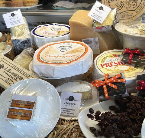 Luscious Organic Cafe & Shop - Renee 7