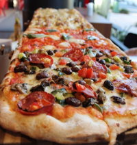 Bonnie and Clydes Pizzaria