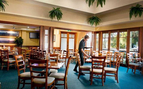 Beerwah Hotel - Renee 7