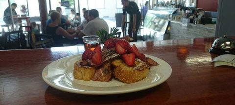 MoccaBella Cafe - Qld Realsetate 2
