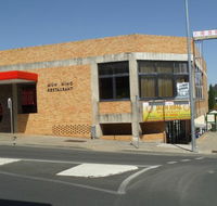 Mun Hing Restaurant - Renee