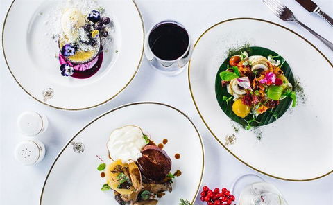 SJ's Brasserie - Renee 0