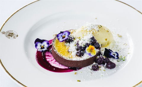 SJ's Brasserie - Renee 10