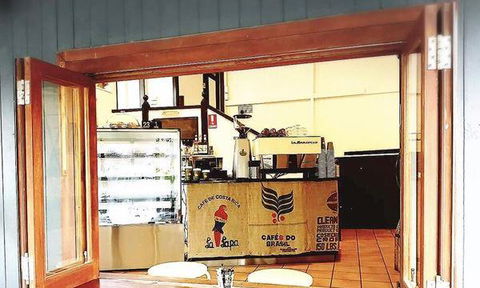 The Tasting Co - Renee 4