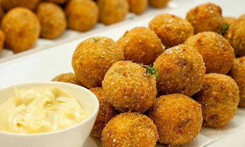 Torng Bai Thai Restaurant - Renee 0