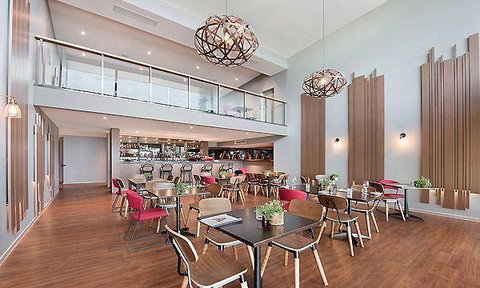 Torng Bai Thai Restaurant - Renee 4