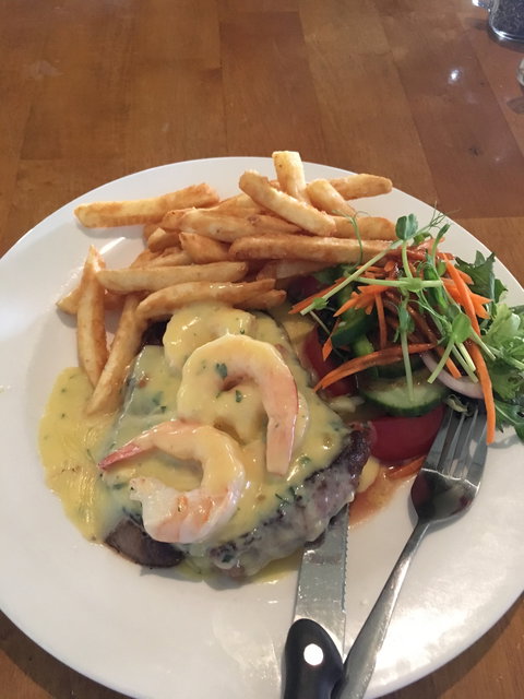 Cafe On Uduc - Renee 1