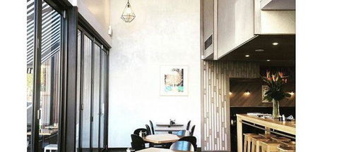 Little Oak Eatery - Renee 11