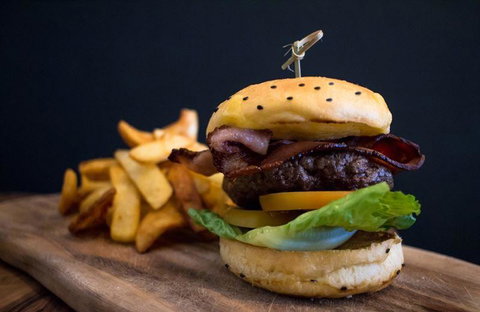 European Cafe - Swimm 7