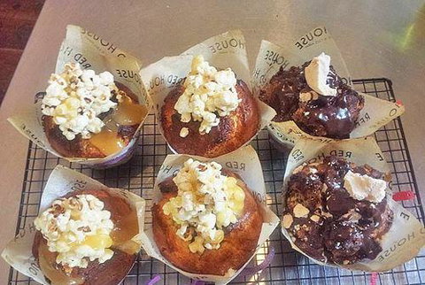 Red House - Internet Find 8