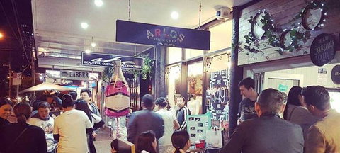 Arlo's Pizzeria - Swimm 1