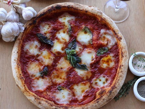 Arlo's Pizzeria - Swimm 5