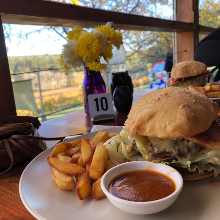 Hainault Vineyard & Cafe - Renee 0