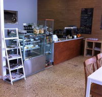 Mokepilly Cafe - Internet Find