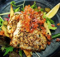 Poppy's Verandah Cafe - Qld Realsetate