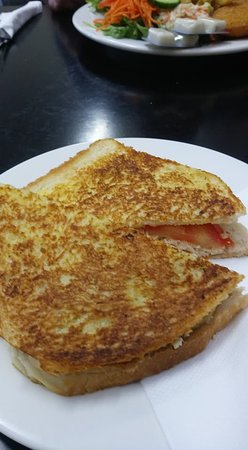 Amble Inn Snack Bar - Renee 0