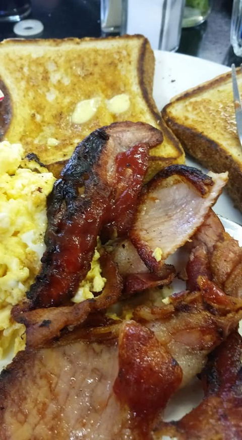 Amble Inn Snack Bar - Renee 6