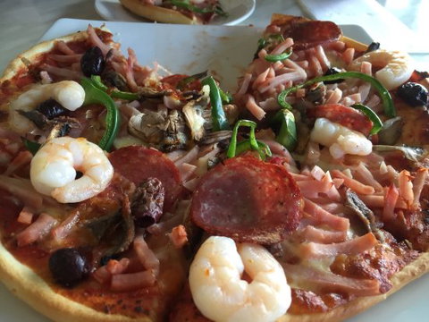 Montagna Cafe - Renee 0