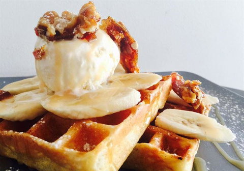 The Colour Nine - Renee 6