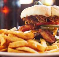 Karama Plaza Tavern - Petrol Stations