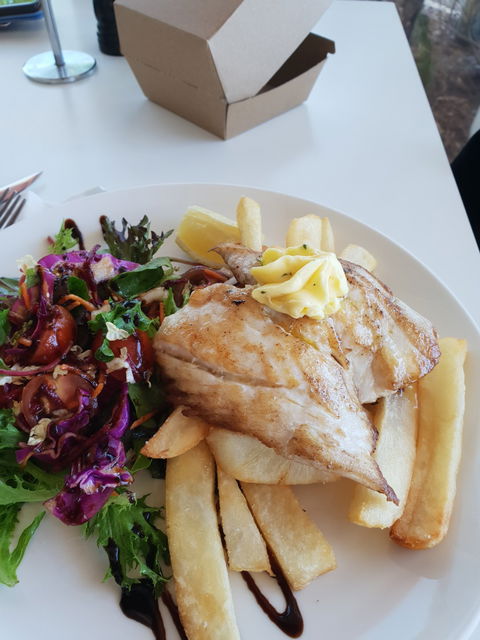 The Foreshore Restaurant & Cafe - Internet Find 9