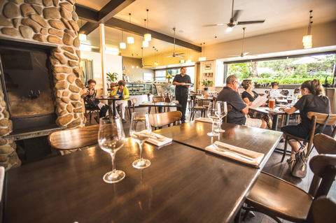 Three Little Pigs Bar & Bistro - Renee 2