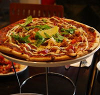 Oz Napoli Pizza Pasta Restaurant - Petrol Stations