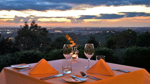 Ruffles Lodge & Spa - Internet Find 0
