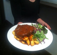 Commonwealth Hotel - Internet Find