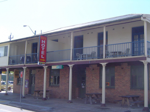 Royal Hotel - Renee 1