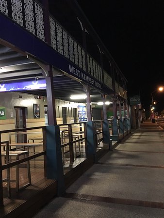 West Kempsey Hotel - Renee 0