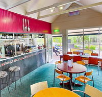 Clooneys Restaurant - Renee