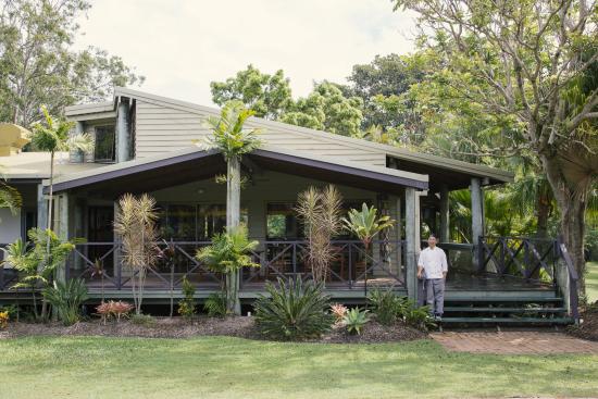 Food Delivery Forest Glen QLD Swimm