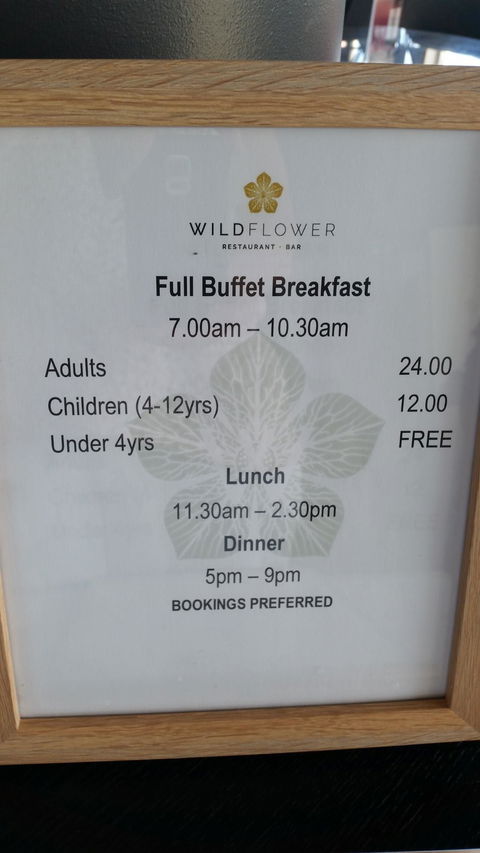 Wildflower Restaurant And Bar At Best Western Plus Lake Kawana - Internet Find 1