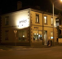 Amici - Renee