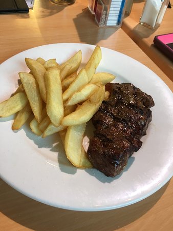 Hobart Workers Club - Renee 0