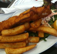 Queens Head Cafe Bar - Renee