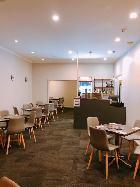 Yummy Inn City - Renee 7