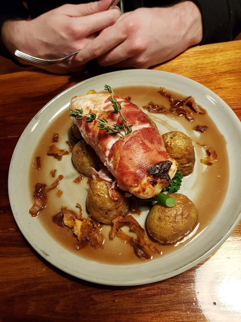 Entally Lodge Bistro & Bar - Renee 3