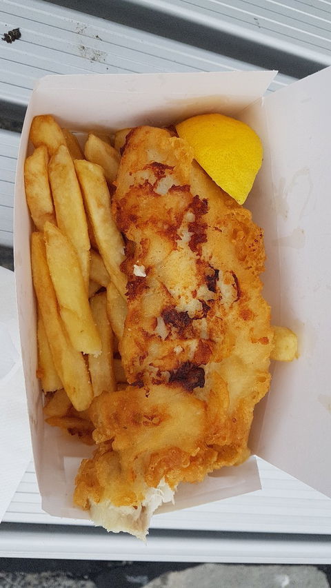 Flippers Cooked & Fresh Seafood - Renee 1