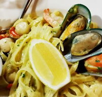 Hamers Hotel Bar and Grill - Renee