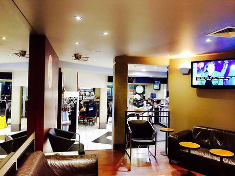 Hudsons Coffee Murray Street - Renee 0