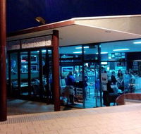 Inn-dulgence Cafe - Internet Find