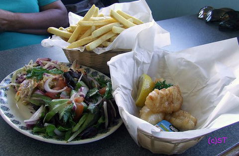 Mako Seafood & Takeaway - Renee 0