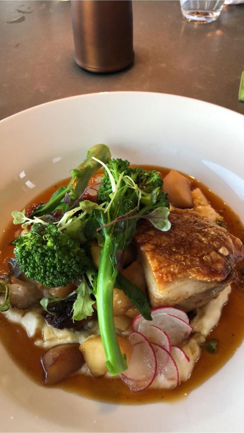 Mrs Jones Restaurant Bar Lounge - Renee 8