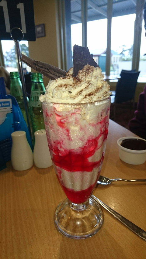 Pembroke Hotel Restaurant - Internet Find 8