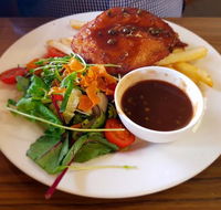 Prince of Wales Hotel - Renee