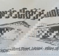 Shadow's Cafe  Bar - Internet Find