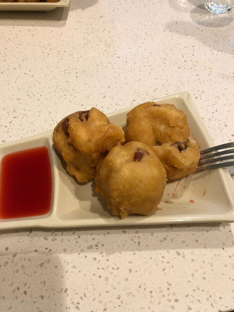 Yummy Inn - Renee 6