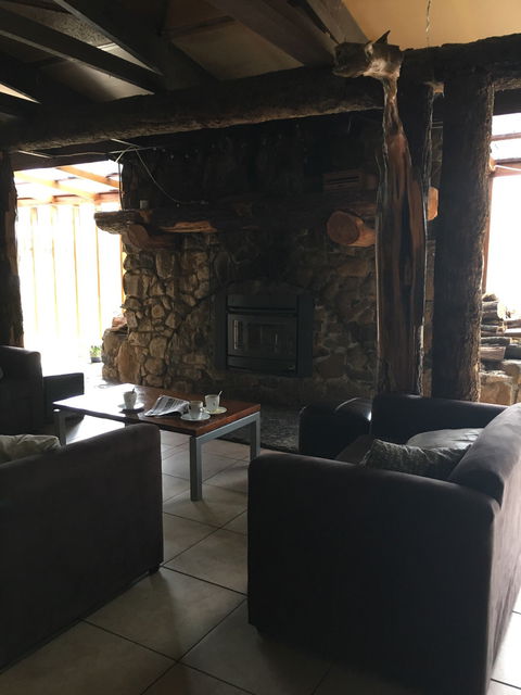 Lakeside Bar & Grill - Swimm 4